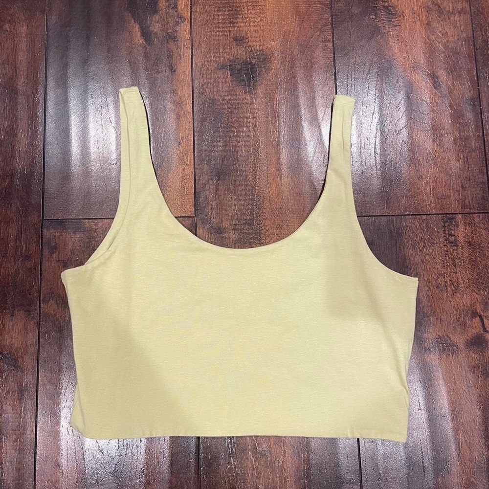 Cotton on-retro Green top!!